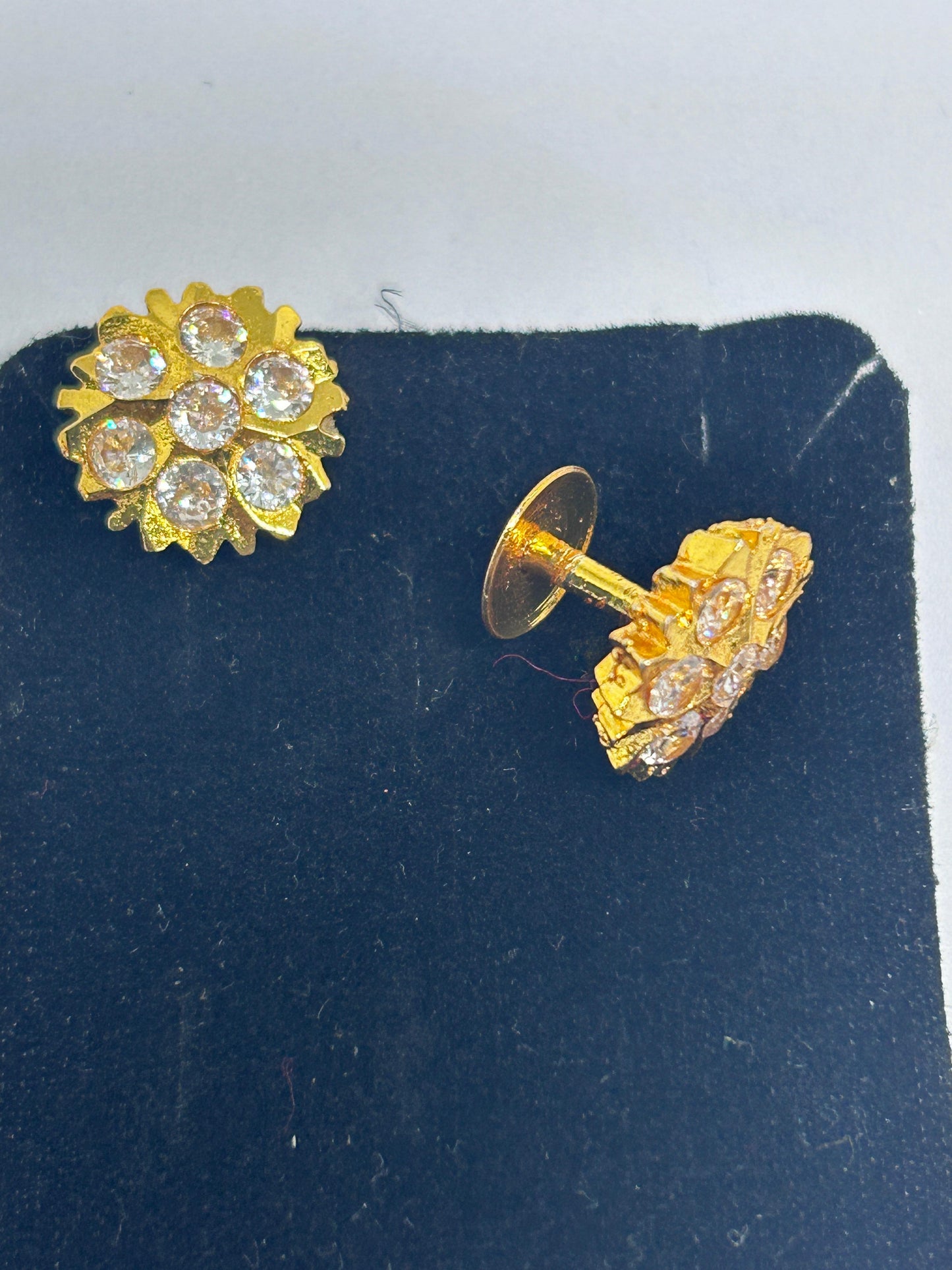 Panzhaloha Stud earrings