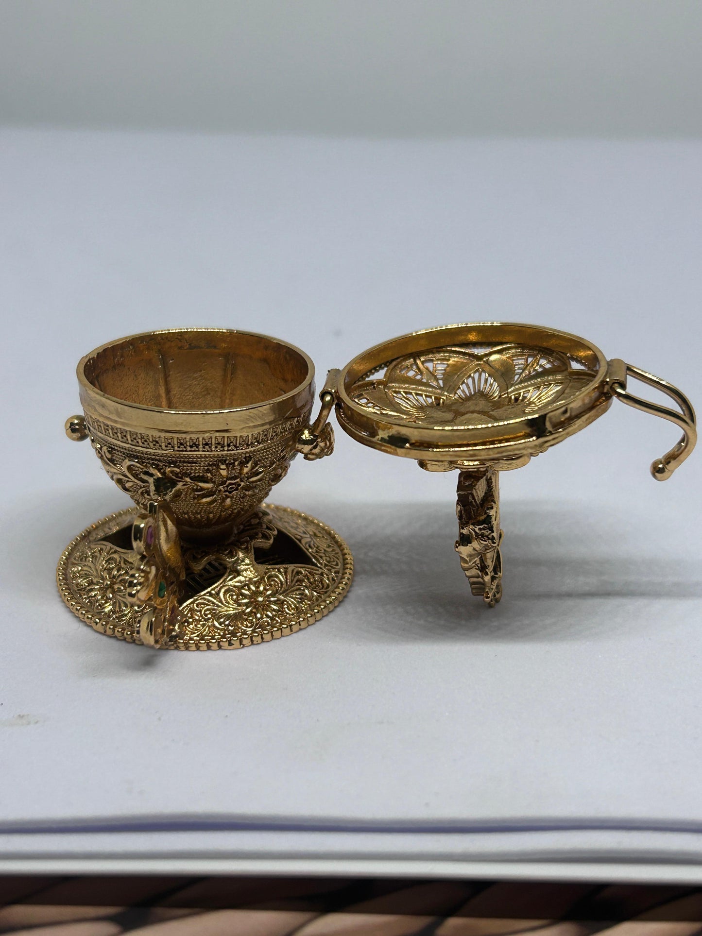 Traditional Kukuma box